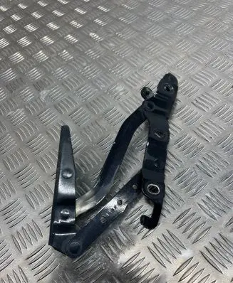 Audi A5 8T 8F Tailgate/trunk/boot hinge 8F0827301