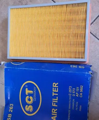 Mazda 626 Air filter C2573 AP151 CA5682