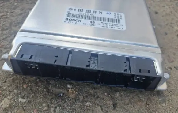 Mercedes-Benz A W168 Engine control unit/module A6681530879 0281011151 28RTF351