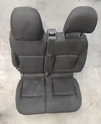 Renault Trafic III (X82) Second row seats 