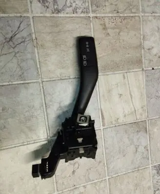 Volkswagen Golf Plus Indicator stalk 1K0953513
