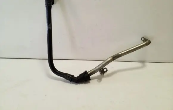 Volvo XC40 Engine coolant pipe/hose 32208400
