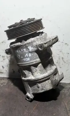 Volkswagen PASSAT B7 Air conditioning (A/C) compressor (pump) 5N0820803C