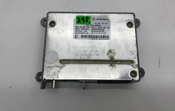 Mercedes-Benz E W211 Bluetooth control unit module A2118703226 UH03MM01RW DM70446776