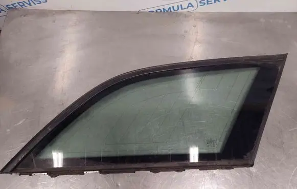 Mercedes-Benz E W211 Rear vent window glass 43R00021