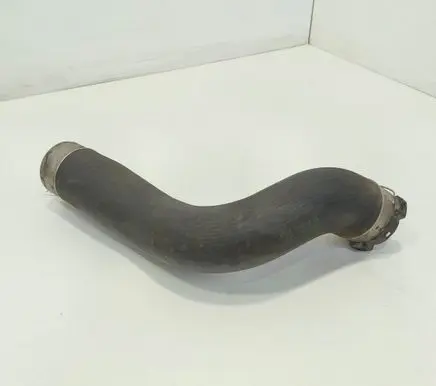 BMW 5 F10 F11 Intercooler hose/pipe 781061502