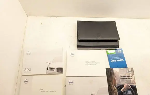 Volvo S90, V90 Owners service history hand book 