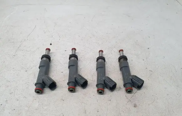 Toyota C-HR I Fuel injectors set 2325037080