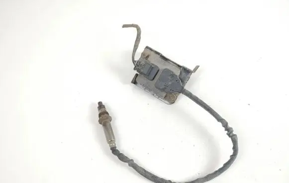 Mercedes-Benz Vito Viano W447 Lambda probe sensor A0009050008 1709112114 A2C12610200