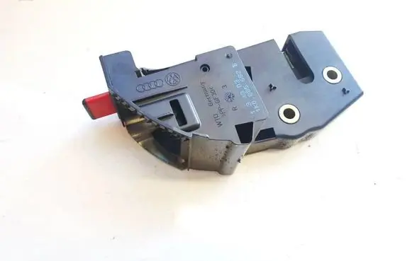 Volkswagen Golf V Seat back rest lock catch 1k0885682b