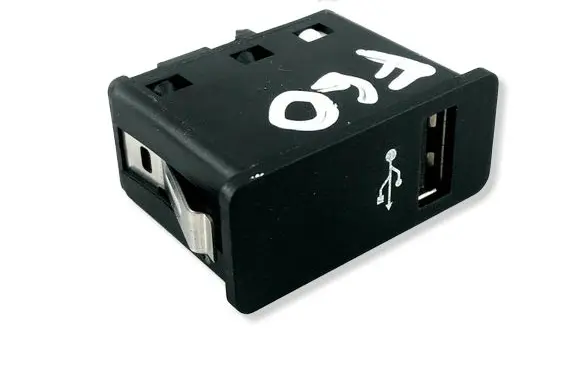 Mini Cooper Countryman F60 USB socket connector 6820397