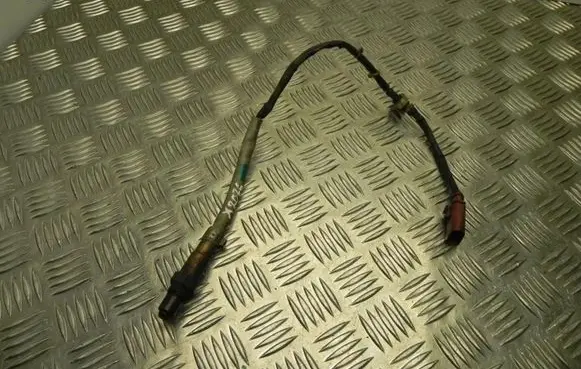 Volkswagen PASSAT B6 Lambda probe sensor 022906262BS X2076