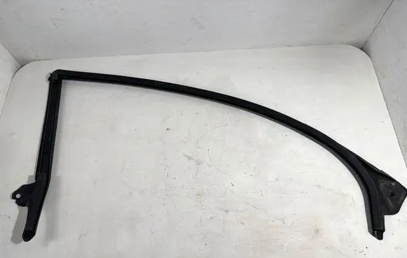 Audi A7 S7 4G Front door rubber seal 4G8845353