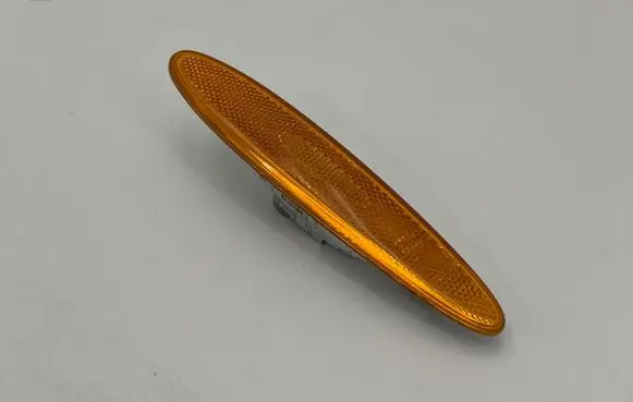 Jaguar XK8 - XKR Front reflector LJA5024AC 67721091 160909