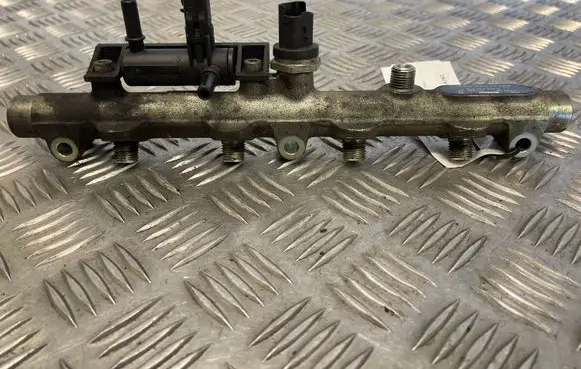 Fiat Ulysse Fuel main line pipe 001937L2 0445214017