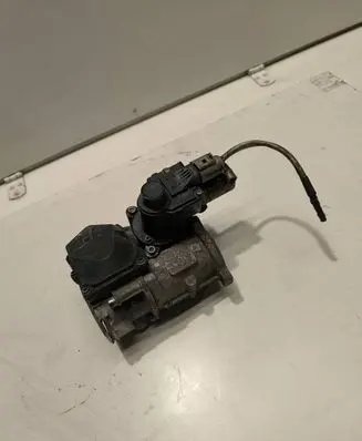 Volkswagen Caddy Throttle valve 03G128063M A2C53324665 1708092338