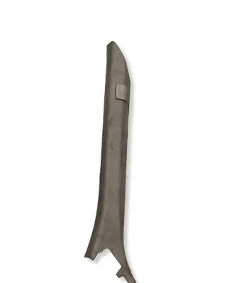 Land Rover Discovery 3 - LR3 (A) pillar trim 613857