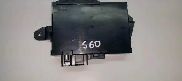 Volvo S60 Seat control module 30710108 30675575