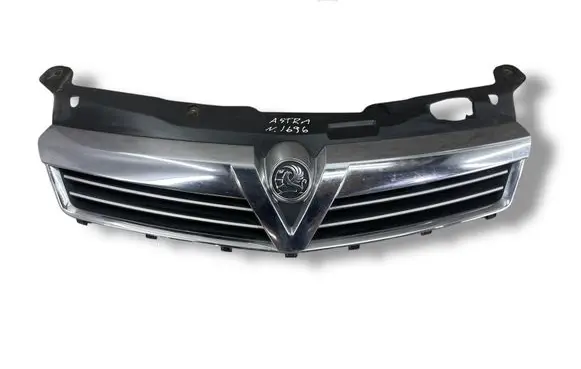 Opel Astra H Front bumper upper radiator grill 13225791 461088395