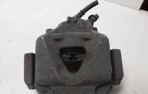 BMW X1 E84 Front brake caliper 5724