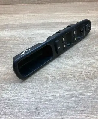 Peugeot 307 Electric window control switch 53269704