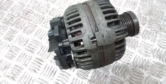 Volvo V70 Generator/alternator 30667787