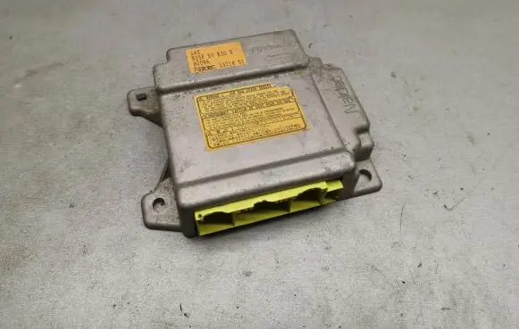 Mazda 323 F Airbag control unit/module B25E57K30B