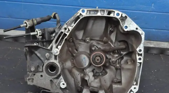 Nissan Micra Manual 7 speed gearbox JR5137