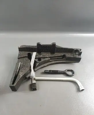 Volkswagen Golf VII Tool set 5G0012115K 4D0012219A 8K0805615