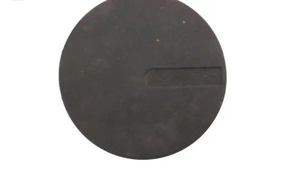 Volkswagen Golf I Original wheel cap 321601151D