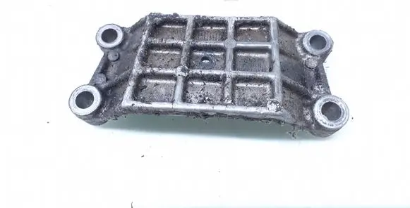 Alfa Romeo GTV Engine mounting bracket 60599398