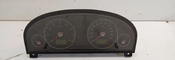 Ford Mondeo Mk III Speedometer (instrument cluster) 3S7T10849