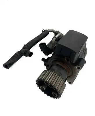 Volkswagen Touran II Fuel injection high pressure pump 03L130755AH 03L130755AL
