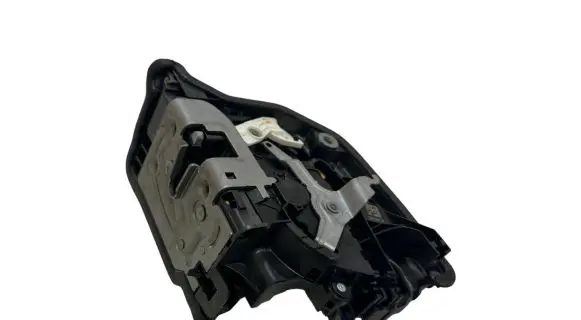 BMW 2 F45 Rear door lock 728194309 18283810CZ 5122