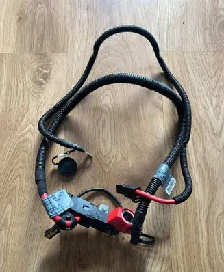 BMW 3 E92 E93 Positive cable (battery) 9130313 9130312