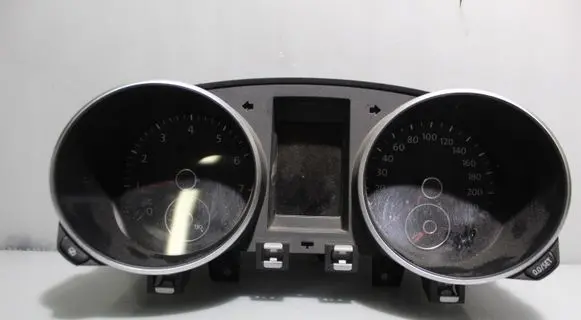 Volkswagen Golf VI Speedometer (instrument cluster) 9K0920870