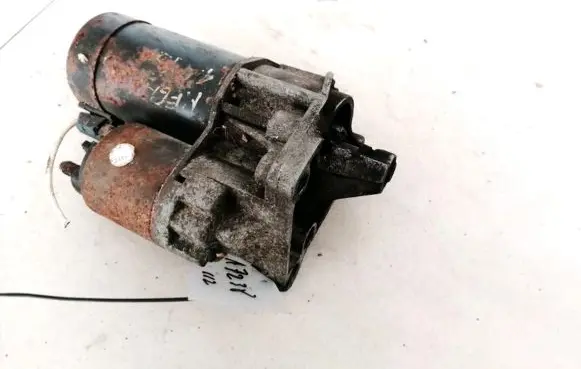 Renault Scenic I Starter motor D6R