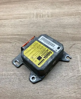Renault Scenic I Airbag control unit/module 7700415231J 550509900