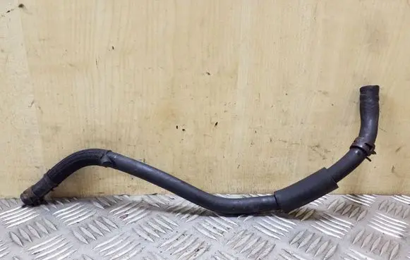 Toyota RAV 4 (XA20) Engine coolant pipe/hose