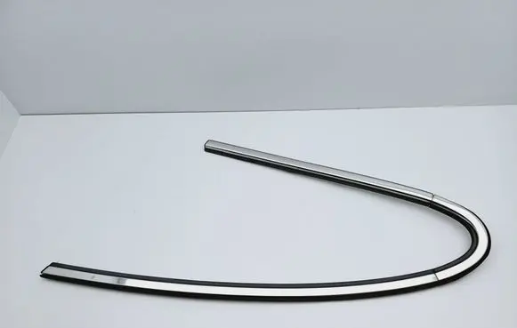 Honda CR-V Rear side glass trim 