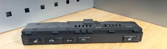 BMW 3 E46 A set of switches 6911653