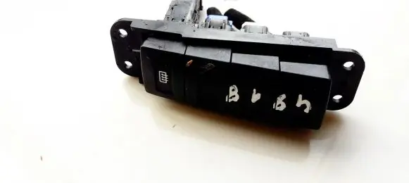 Windscreen/window heater switch