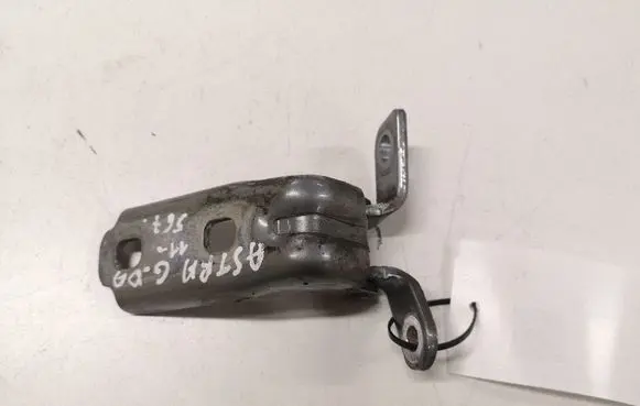 Opel Astra J Rear door lower hinge