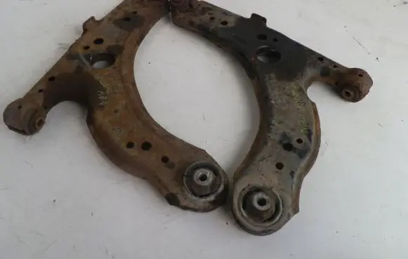 Volkswagen New Beetle Front lower control arm/wishbone
