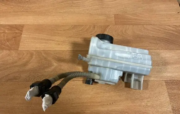 Opel Meriva B Power steering fluid tank/reservoir 32666979