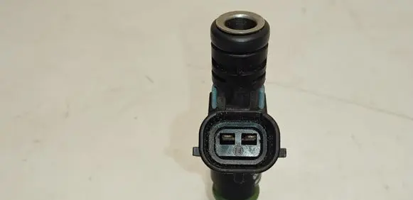 Volkswagen Jetta V Fuel injector 07K906031C 9232G12854