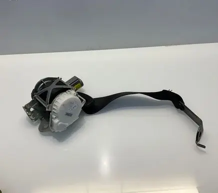 Mercedes-Benz GLK (X204) Rear seatbelt A2048603985 040867 2048603985