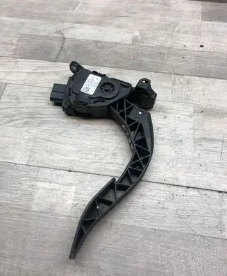 Audi A6 S6 C7 4G Accelerator throttle pedal 8K1723523A 17032013 6PV00950521