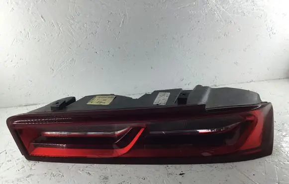 Chevrolet Camaro Rear/tail lights 84136771
