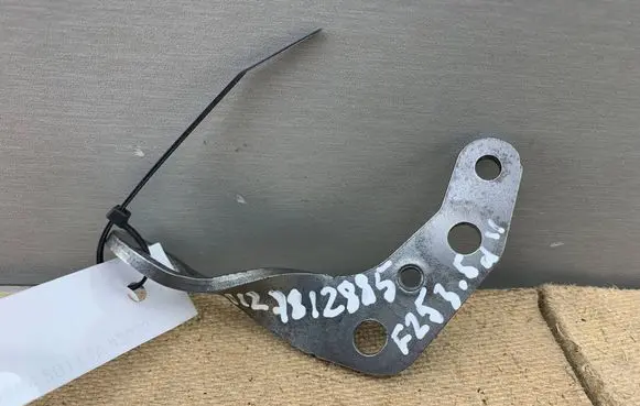 BMW X3 F25 Other cylinder head part 7812885 11127812885